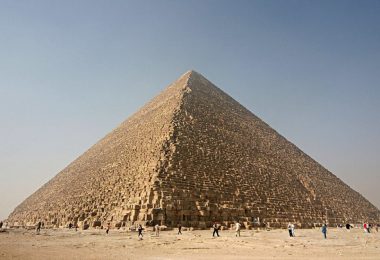 Nhờ vật lý, ta đã biết cách người Ai Cập cổ đại xây kim tự tháp Giza